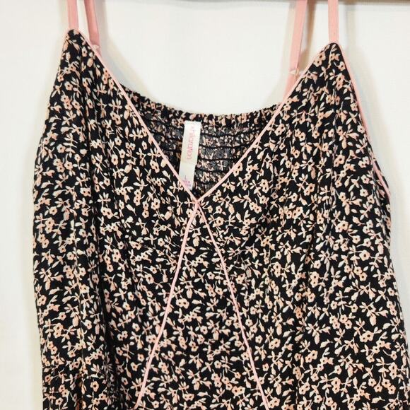 Xhilaration Large $45 Black Ditsy Pink Floral Babydoll 90s‎ Y2K Stretch Dress - Picture 2 of 10